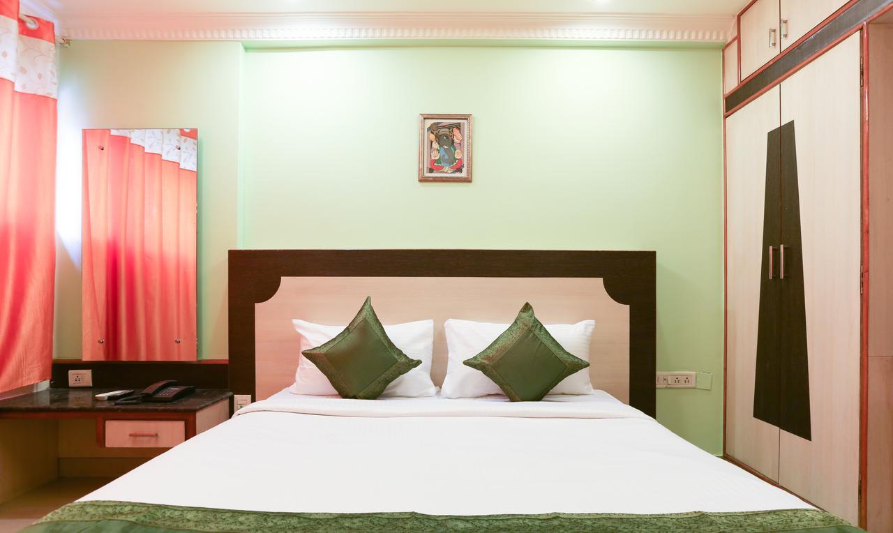 Treebo Trip Grand Regency Hotell Bangalore Exteriör bild